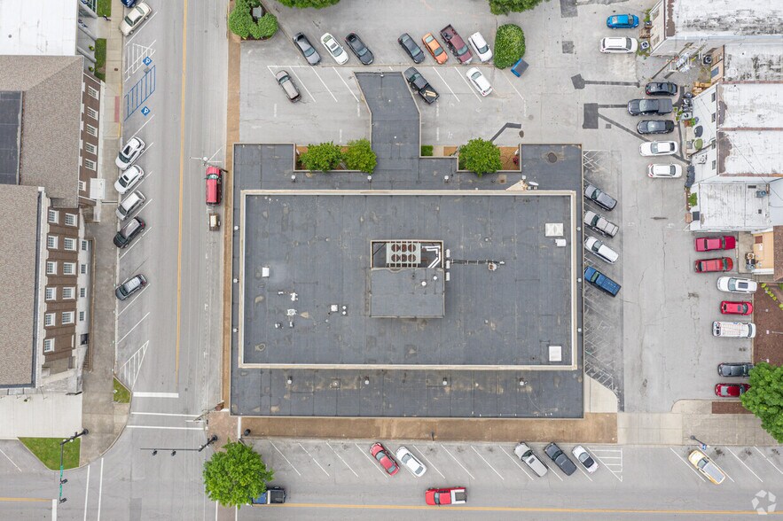 More Photos Of 120 E Main St, Murfreesboro Office For Sale