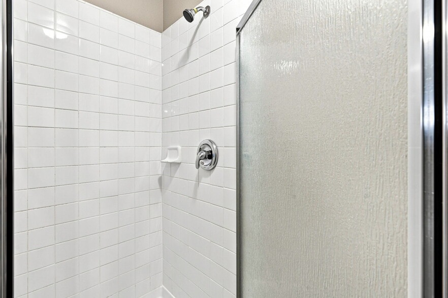 More Photos Of 1262 N Marks Ave, Fresno Apartments For Sale