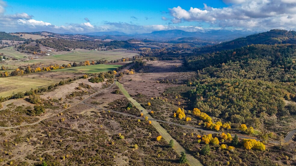 More Photos Of 620 SW Stearns Ln, Sutherlin Land For Sale