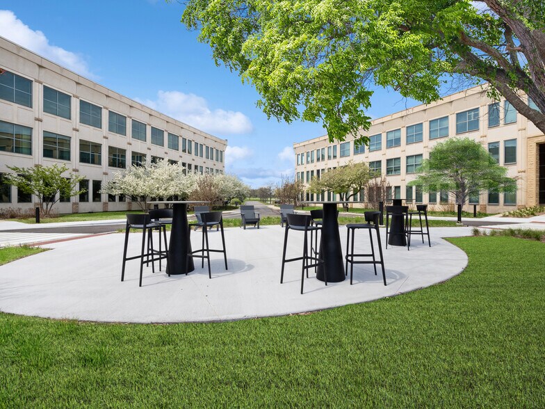 More Photos Of 100 N Field Dr, Lake Forest Unknown For Lease