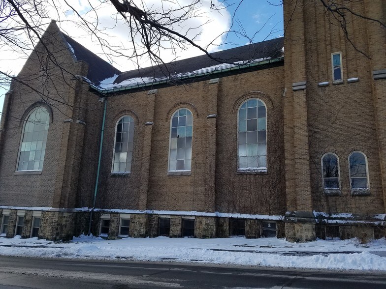 More Photos Of 5th Ave & Broadway St, Scranton Religious Facility For Sale