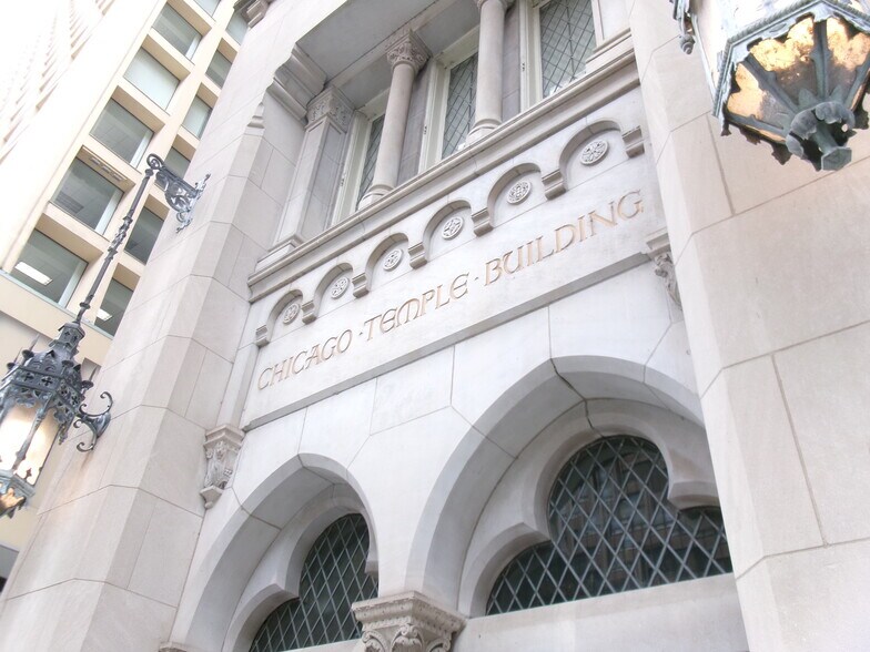 More Photos Of 77 W Washington St, Chicago Office For Lease