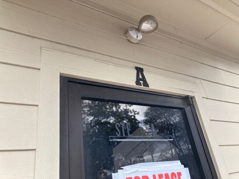More Photos Of 1005 N 10th, Killeen Office Residential For Lease