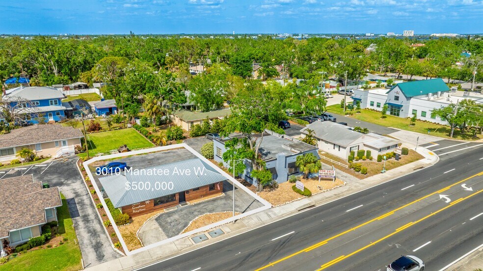 More Photos Of 3010 Manatee Ave, Bradenton Medical For Sale
