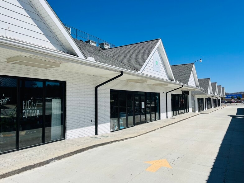 More Photos Of 728 S Jefferson Ave, Cookeville Storefront Retail Office For Lease