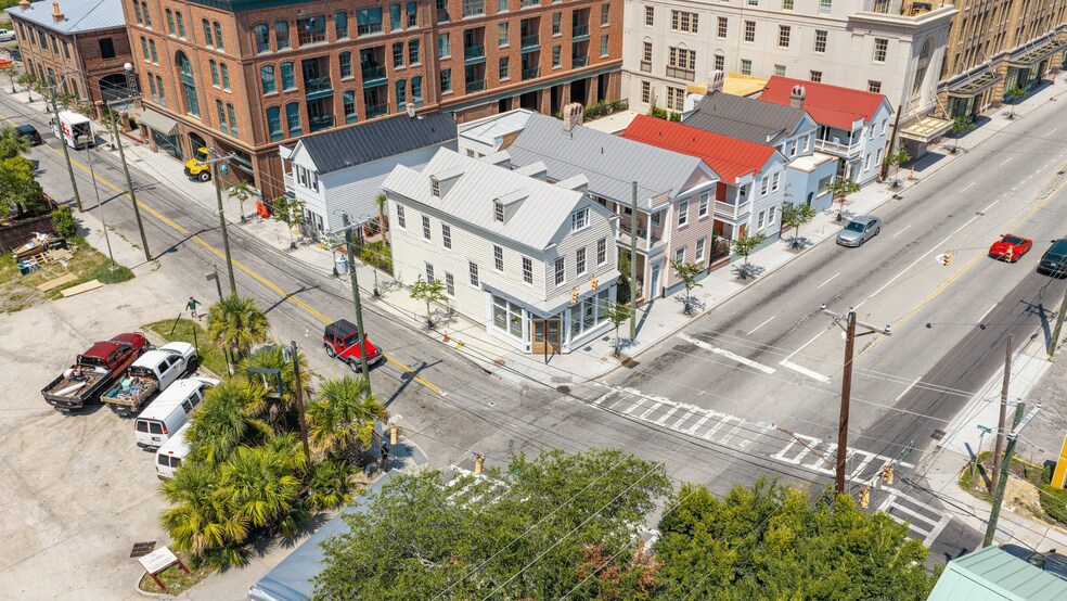 More Photos Of 40 Line St, Charleston Apartments For Lease