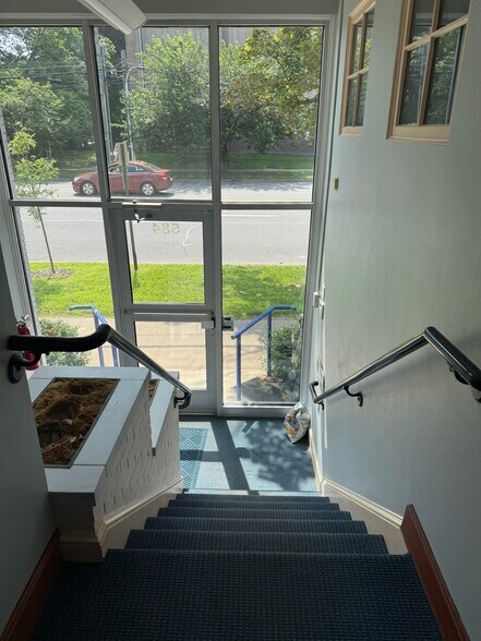 More Photos Of 584 Wyoming Ave, Kingston Medical For Sale