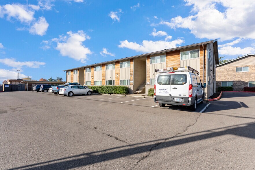 More Photos Of 2275 NE Division St, Gresham Apartments For Sale