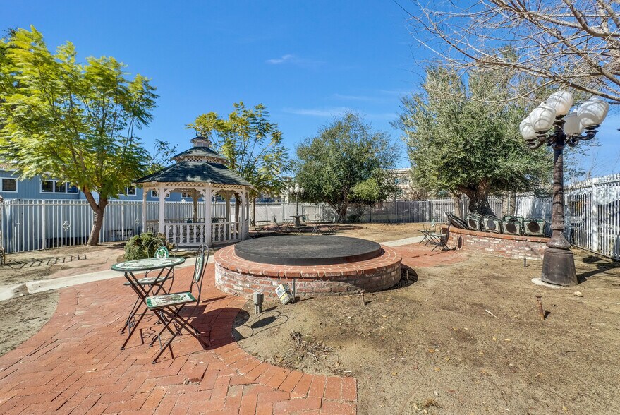More Photos Of 41955 Main St, Temecula Freestanding For Sale