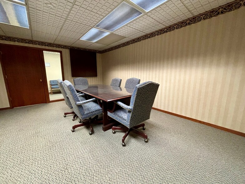 More Photos Of 4277 Okemos Rd, Okemos Office For Lease
