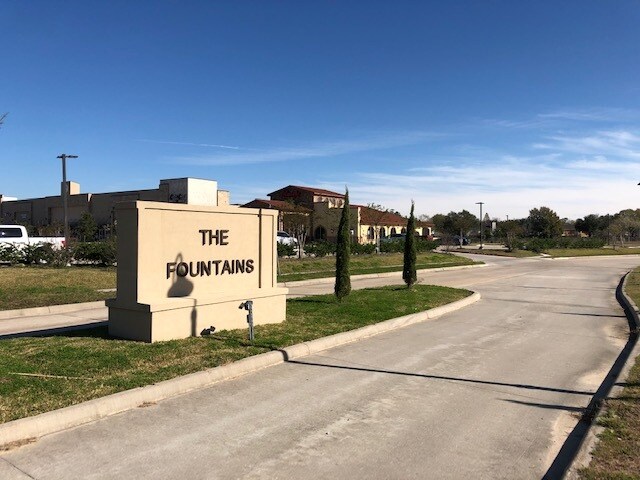 More Photos Of 2111 W Parkwood Ave, Friendswood Storefront Retail Office For Lease