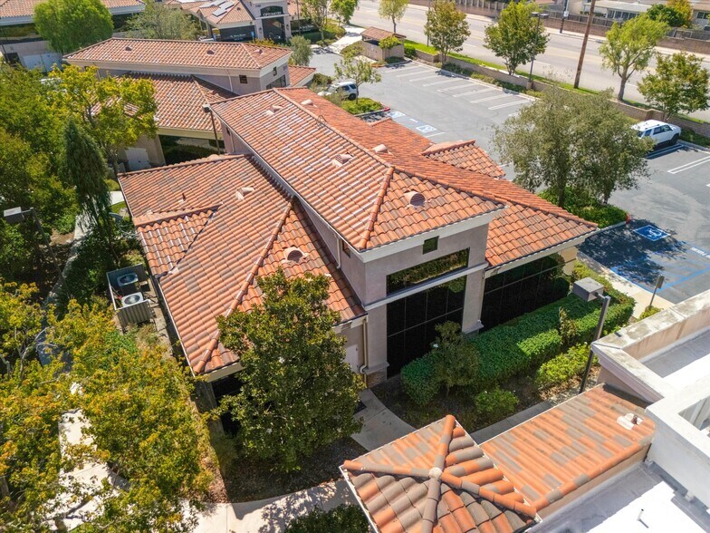More Photos Of 3215 Old Conejo Rd, Newbury Park Medical For Sale