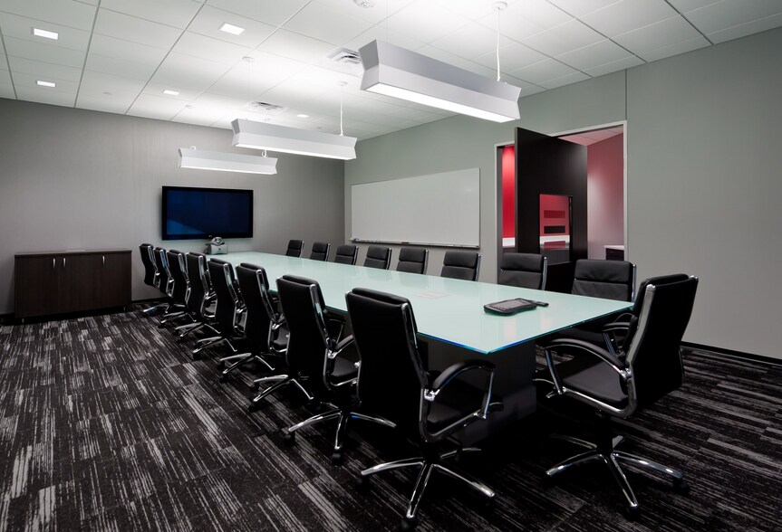 More Photos Of 4849 Alpha Rd, Dallas Office For Lease