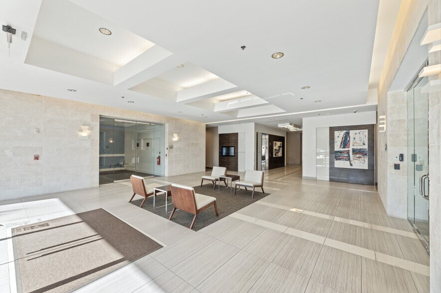 More Photos Of 2805 Dallas Pkwy, Plano Office For Lease