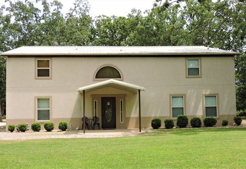 More Photos Of 1083 N 4290 Rd, Sawyer Hotel For Sale