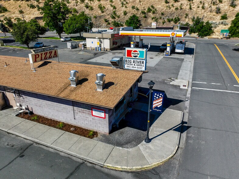 More Photos Of 200 Beech St, Arlington Restaurant For Sale