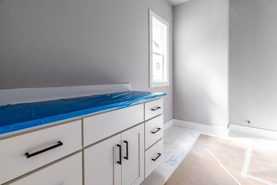 More Photos Of , Raleigh Specialty For Sale