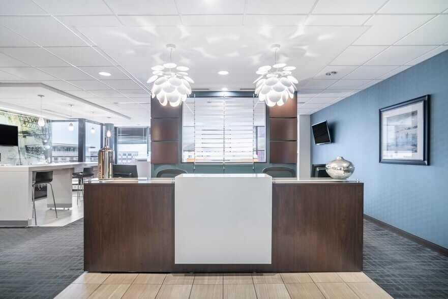 More Photos Of 7272 E Indian School Rd, Scottsdale Office For Lease