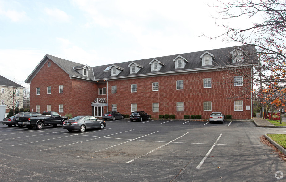 Primary Photo Of 1507 Chambers Rd, Columbus Office For Lease