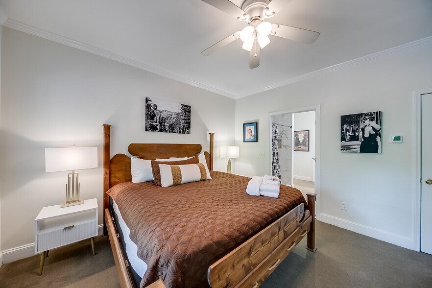 More Photos Of 892 Edelweiss Strasse, Helen Hotel For Sale
