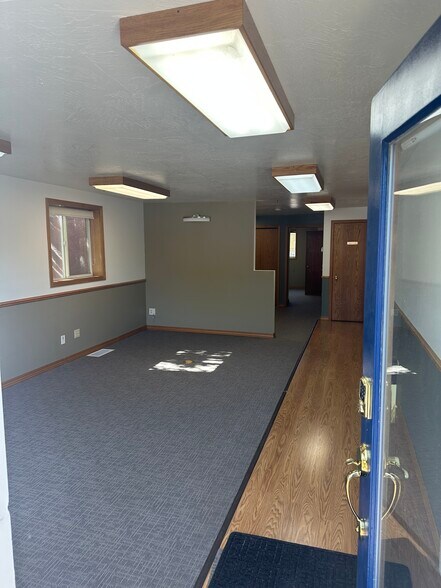 More Photos Of 325-327 E. Broadway, Missoula Office For Lease