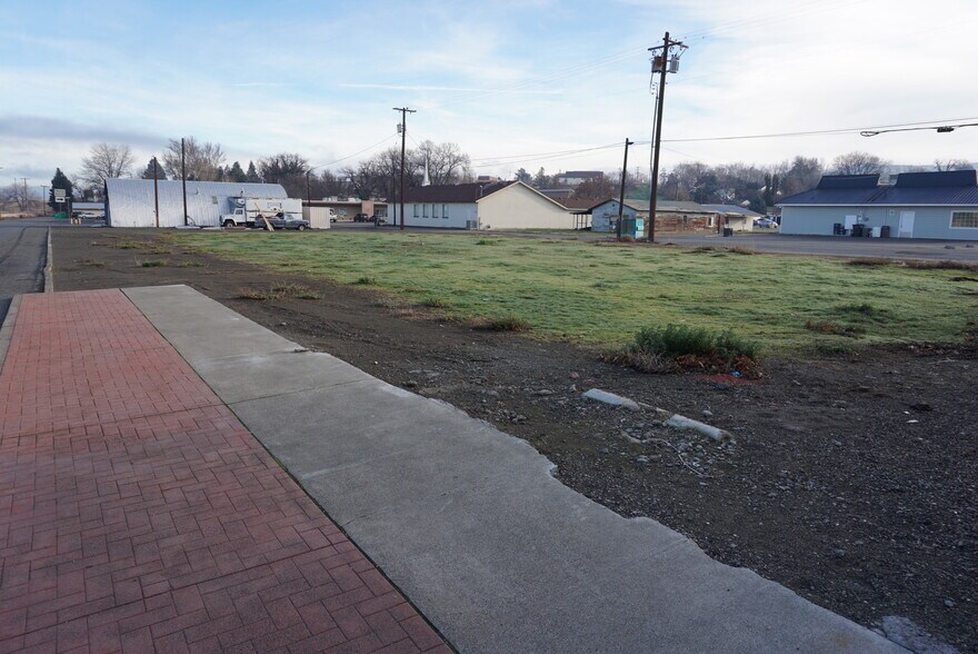 More Photos Of 1311 Bennett ave, Prosser Land For Sale