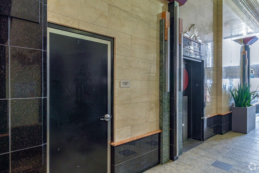 More Photos Of 1107 9th St, Sacramento Office For Lease