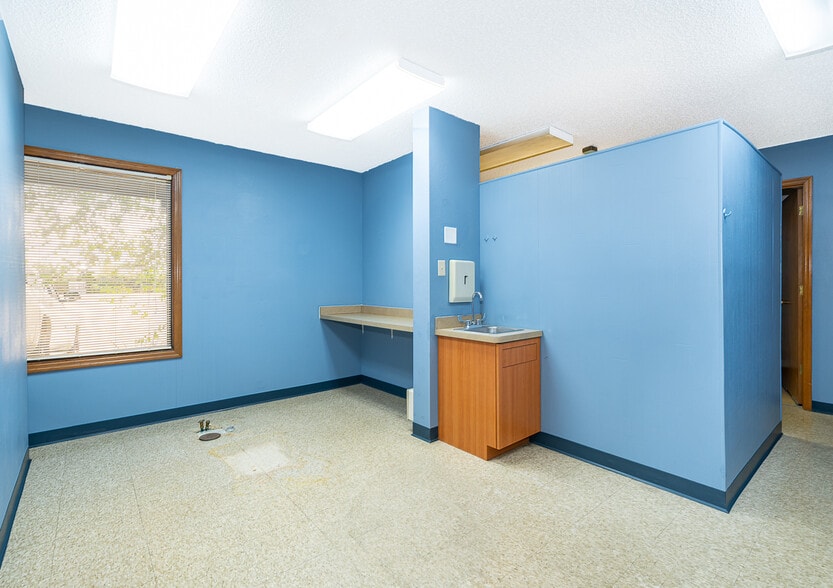 More Photos Of 13330 W Colonial Dr, Winter Garden Medical For Lease