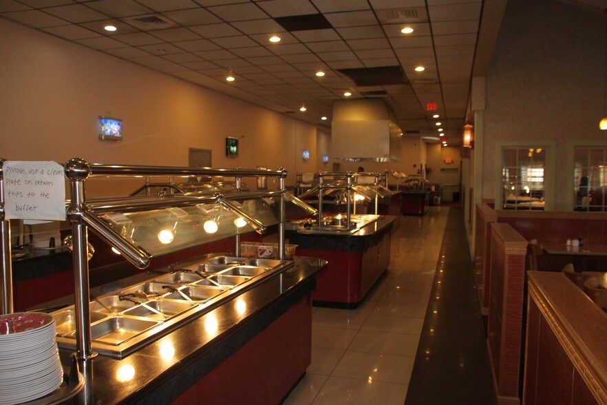 More Photos Of 905 E Broad Ave, Rockingham Restaurant For Lease