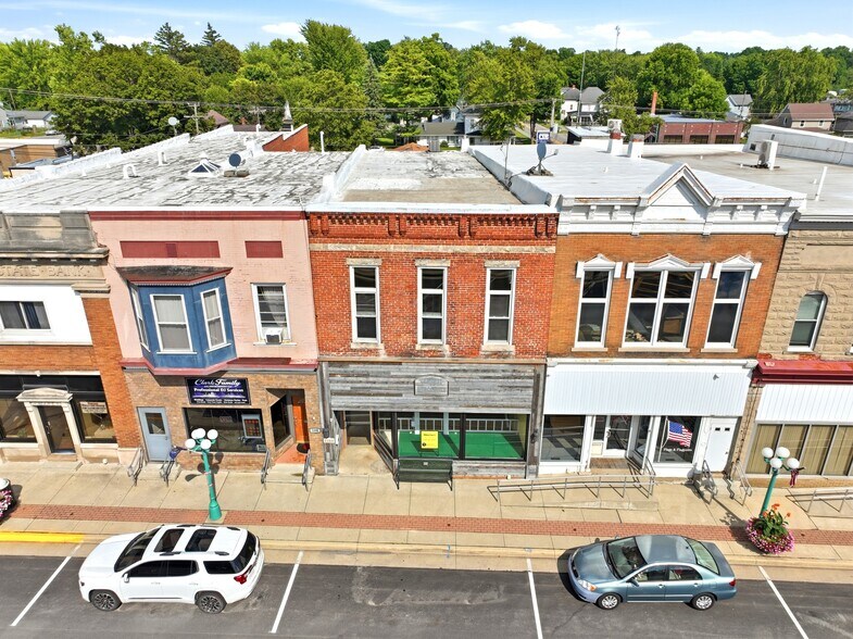 Primary Photo Of 106 N Orange St, Albion Storefront For Sale