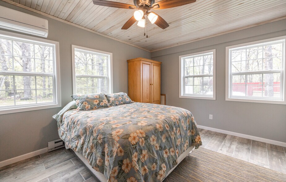 More Photos Of 5870 Old 66, Leasburg Winery Vineyard For Sale