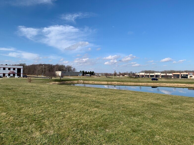 More Photos Of 1 & 2 BOOMBAH Blvd, Yorkville Land For Sale