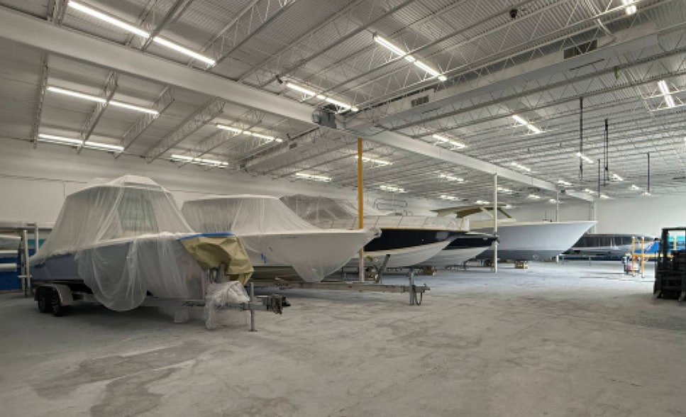 More Photos Of 3601 SE Dixie Hwy, Stuart Warehouse For Sale