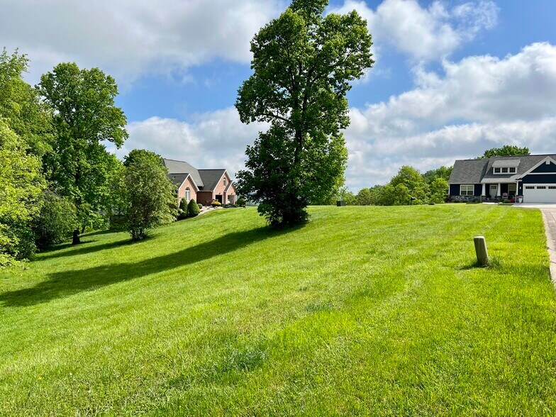 More Photos Of 1 Pointe West Byway, Parkersburg Land For Sale