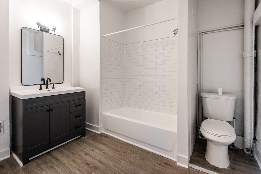 More Photos Of 1124 McKinstry St, Detroit Multifamily For Sale