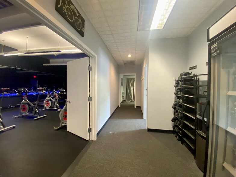 More Photos Of 26 Essex St, Andover Loft Creative Space For Lease