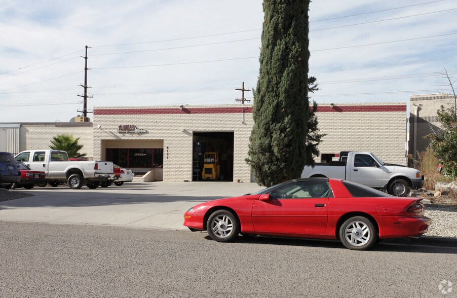 Primary Photo Of 6131 Quail Valley Ct, Riverside Manufacturing For Lease