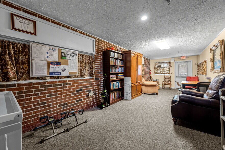 More Photos Of 345 Garfield St, McMinnville Assisted Living For Sale