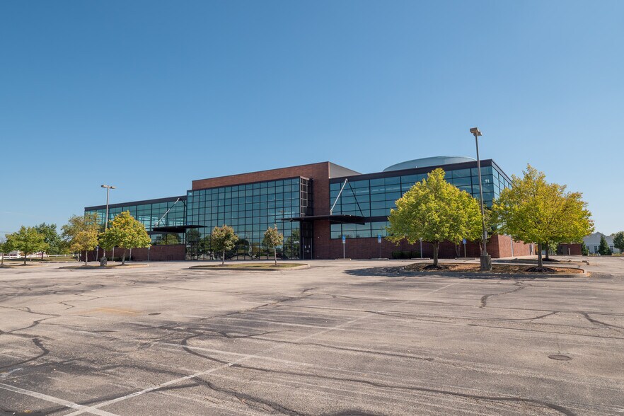 More Photos Of 3474 Sawmill Dr, Powell Health Club For Sale