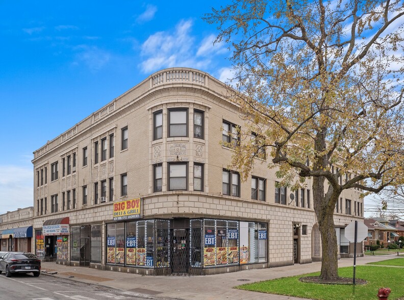 Primary Photo Of 353 E 79th St, Chicago Storefront Retail Residential For Sale