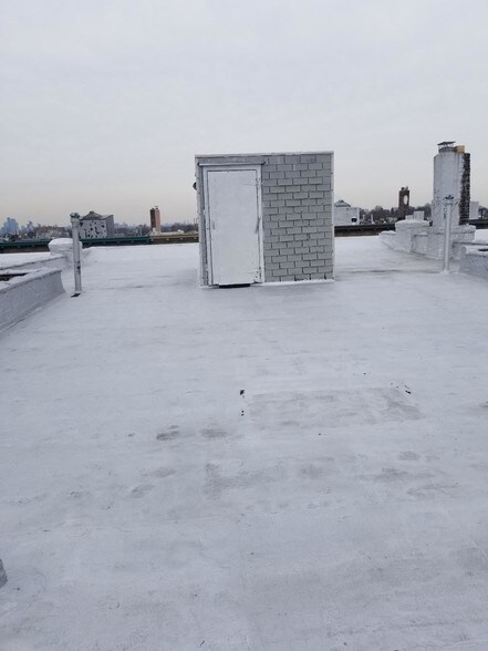 More Photos Of 6125 Madison St, Ridgewood Apartments For Sale