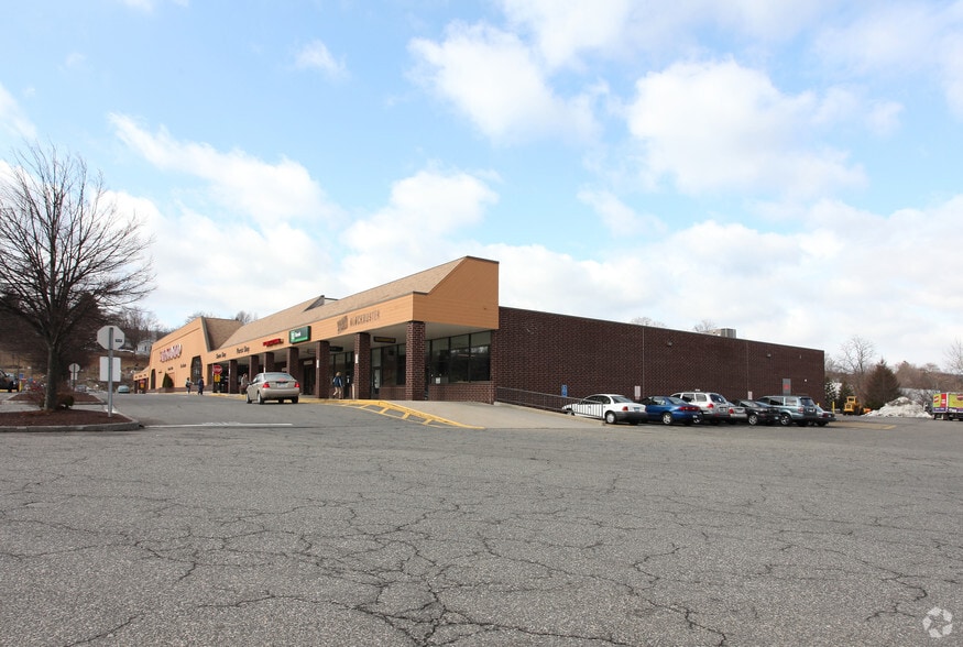 More Photos Of 211-215 High St, Torrington General Retail For Lease