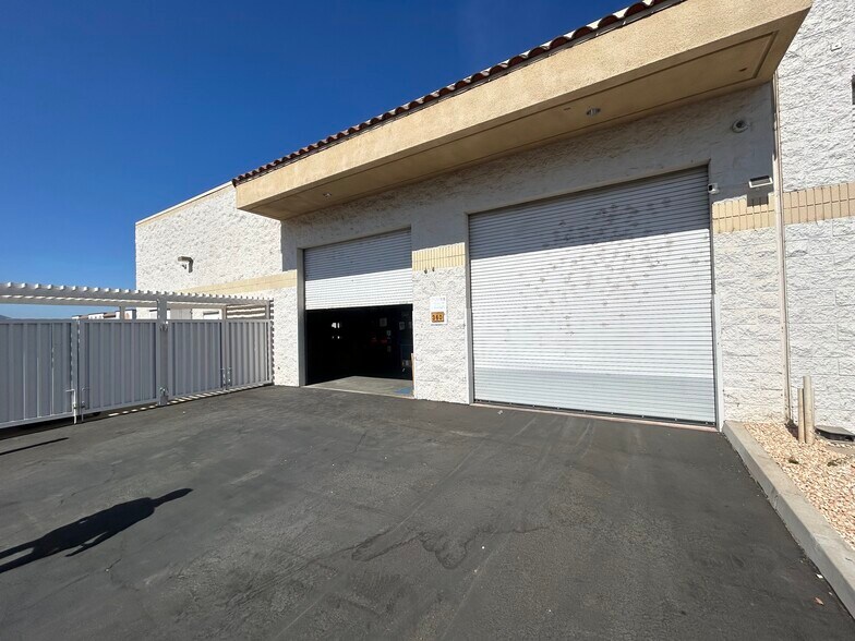 More Photos Of 360 Cortez Cir, Camarillo Warehouse For Lease