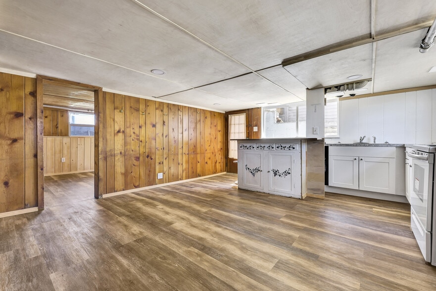 More Photos Of 405 N 2nd E, Mountain Home Apartments For Sale