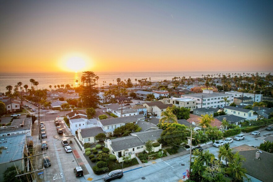 More Photos Of 428-438 Rosemont St, La Jolla Apartments For Sale