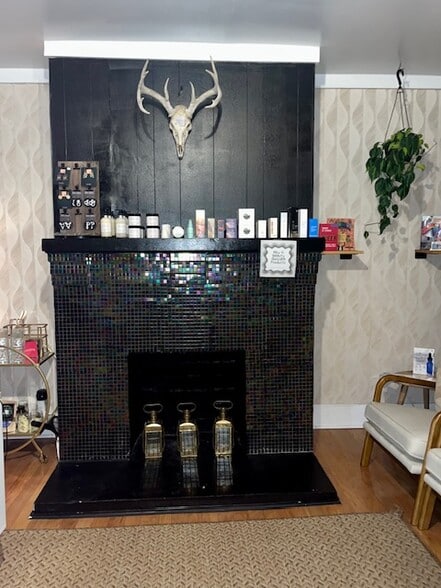 More Photos Of 917 Gallatin Ave, Nashville Freestanding For Lease