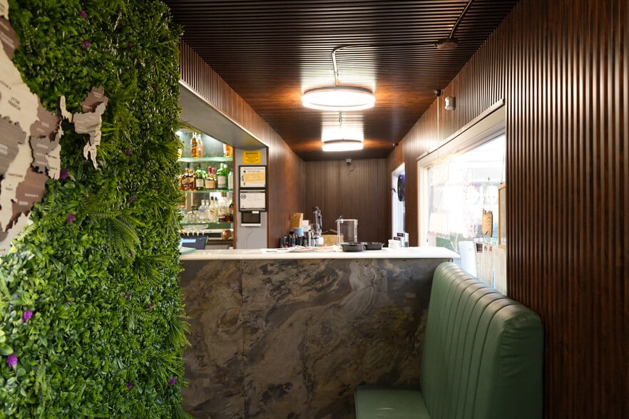 More Photos Of 2733 NW Highway 101, Lincoln City Restaurant For Sale