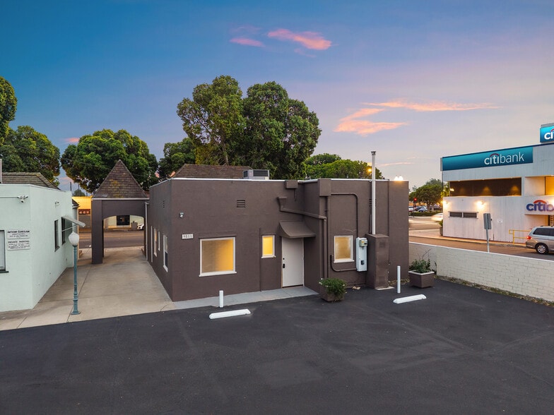 More Photos Of 9511 Las Tunas Dr, Temple City Medical For Sale