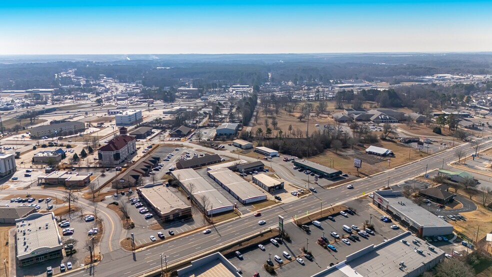 More Photos Of 5206 Highway 5 N, Bryant Office For Sale