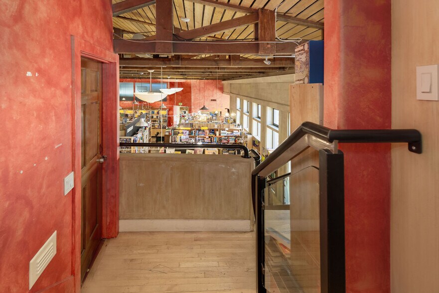 More Photos Of 107 Bank St, Grass Valley Storefront For Sale